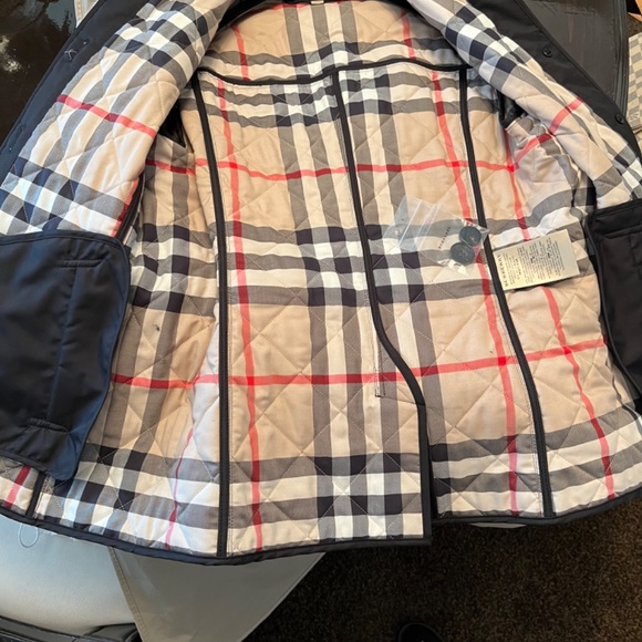 Burberry jacket - Picture 6 of 9